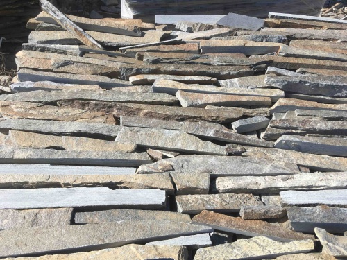 Горбушка златолит мультиколор для облицовки купить в Верхнем Тагиле