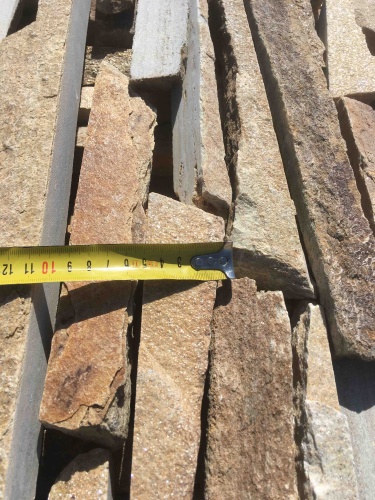 Горбушка златолит золотистый для облицовки купить в Верхнем Тагиле