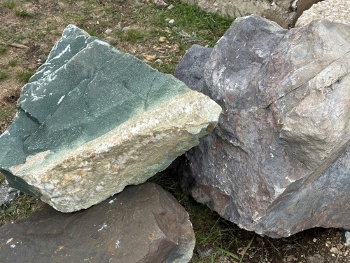 Камни для ландшафтного дизайна зелёные 10-60 килограмм купить в Верхнем Тагиле