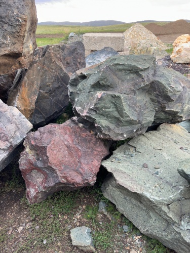 Камни для ландшафтного дизайна зелёные 10-60 килограмм купить в Верхнем Тагиле