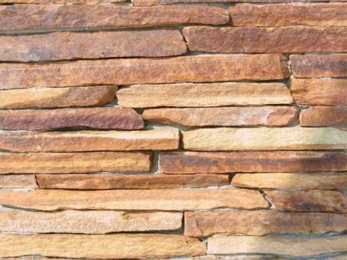 Горбушка златолит золотистый для облицовки купить в Верхнем Тагиле