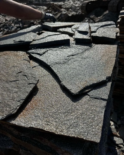 Плитняк златолит серебристый для фасада купить в Верхнем Тагиле